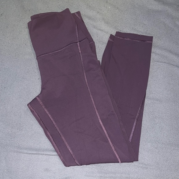 LULULEMON 25’ Align Leggings w/Pockets - Picture 1 of 2